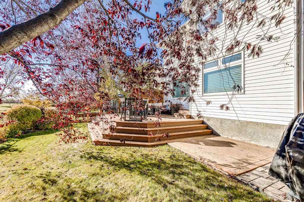 MLS® A2266238 - 720 Woodside Drive NW in Woodside Airdrie, Residential