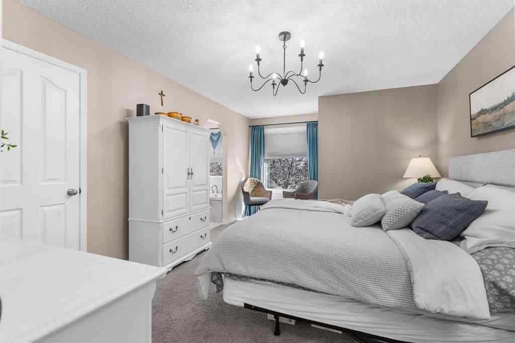 MLS® A2266238 - 720 Woodside Drive NW in Woodside Airdrie, Residential