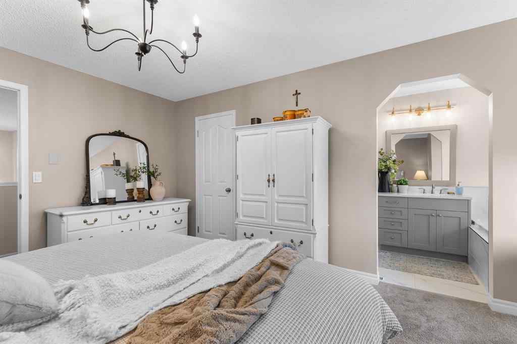 MLS® A2266238 - 720 Woodside Drive NW in Woodside Airdrie, Residential