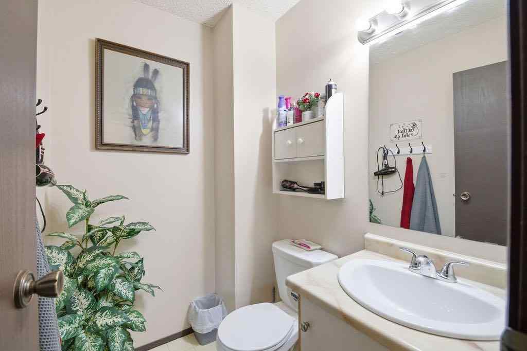 MLS® A2266239 - 121 Powell Street  in East End Cochrane, Multi-Family