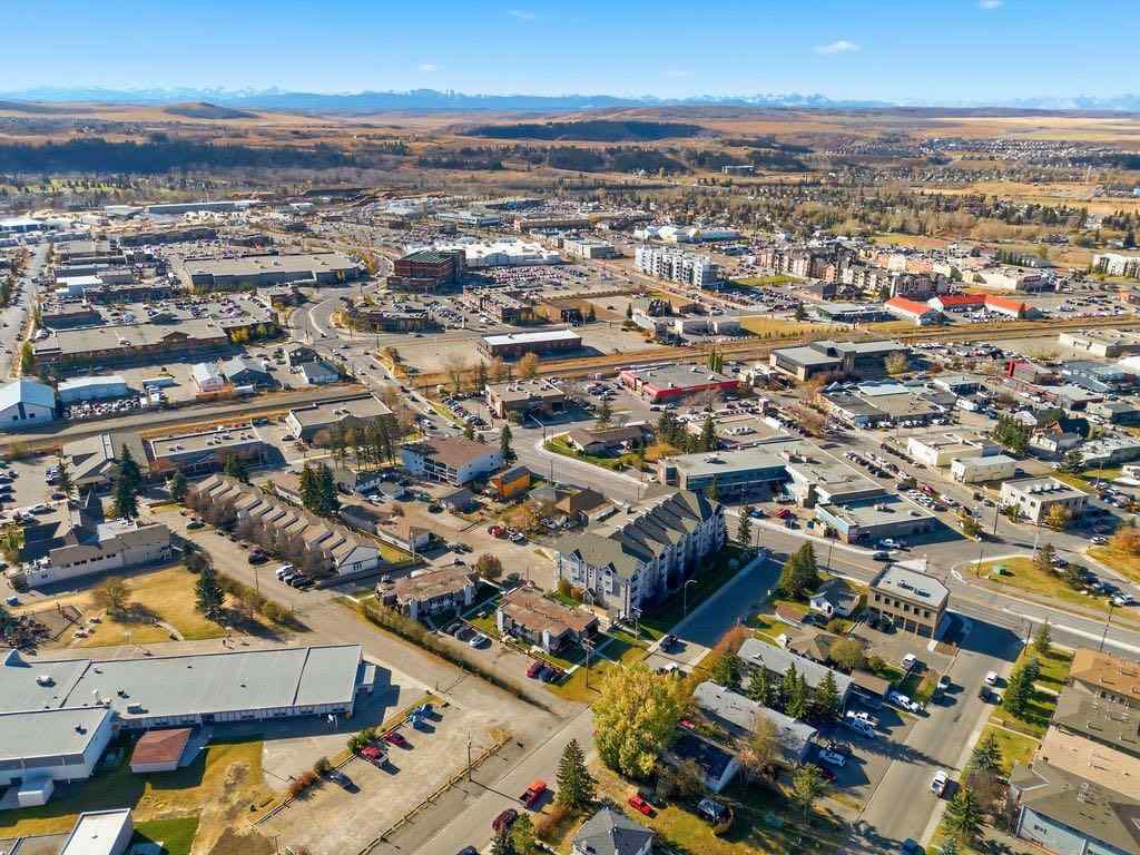 MLS® A2266239 - 121 Powell Street  in East End Cochrane, Multi-Family