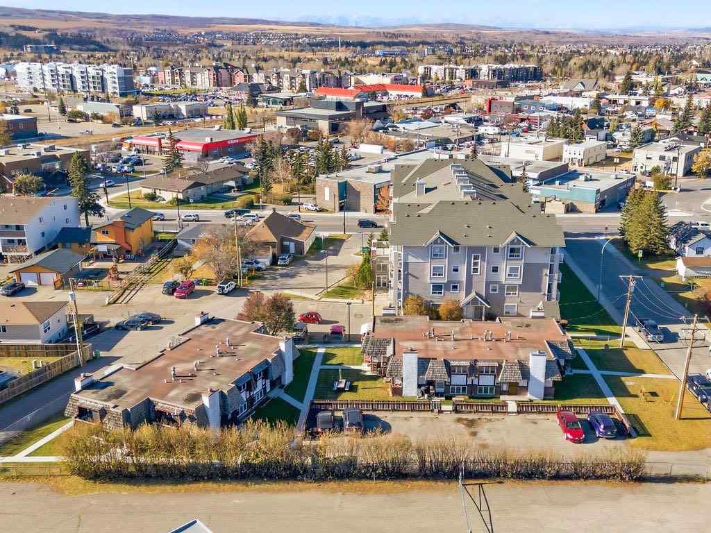 MLS® A2266239 - 121 Powell Street  in East End Cochrane, Multi-Family
