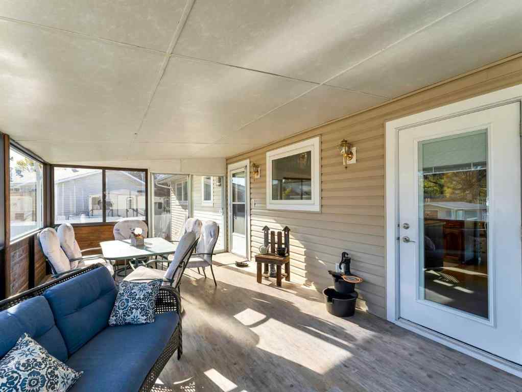 MLS® A2266244 - 20 Eastbrook Way E in Eastbrook Brooks, Residential