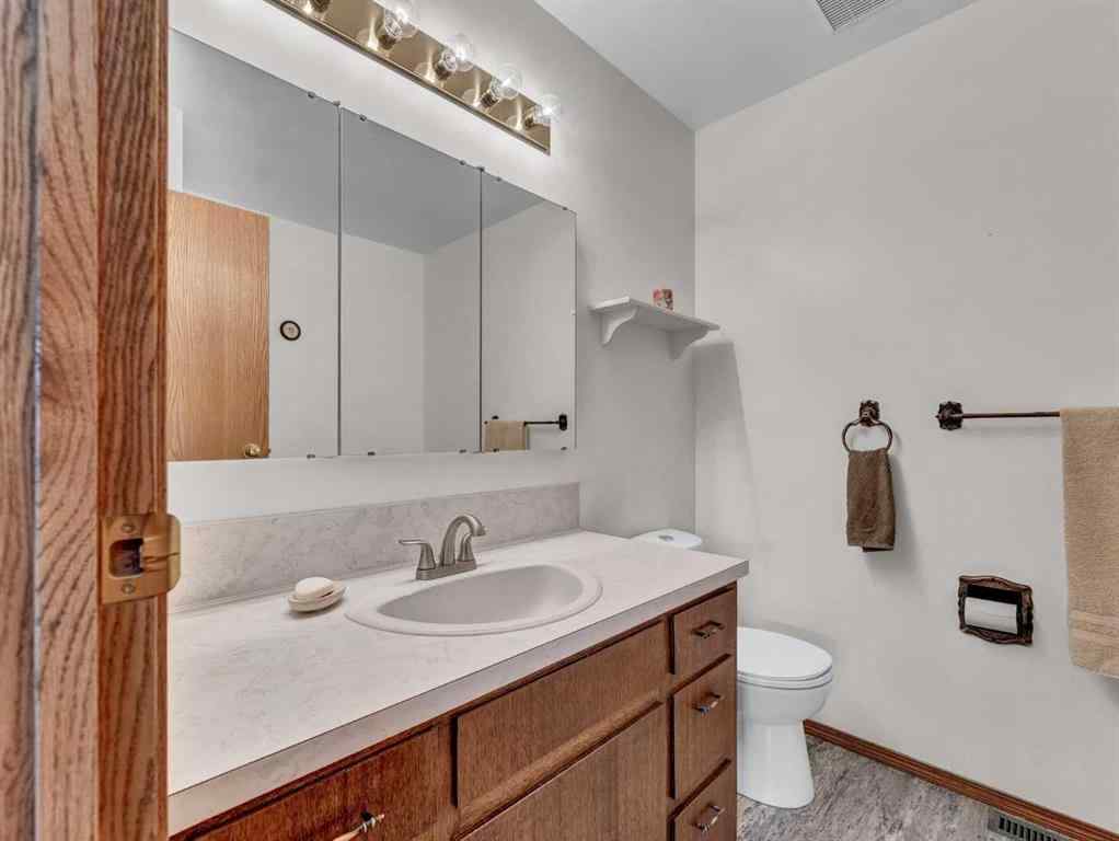 MLS® A2266244 - 20 Eastbrook Way E in Eastbrook Brooks, Residential