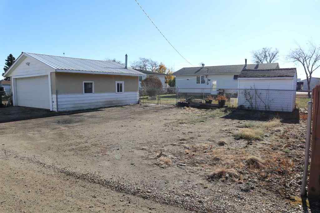 MLS® A2266247 - 5010 40 Avenue  in Parkdale Wetaskiwin, Residential