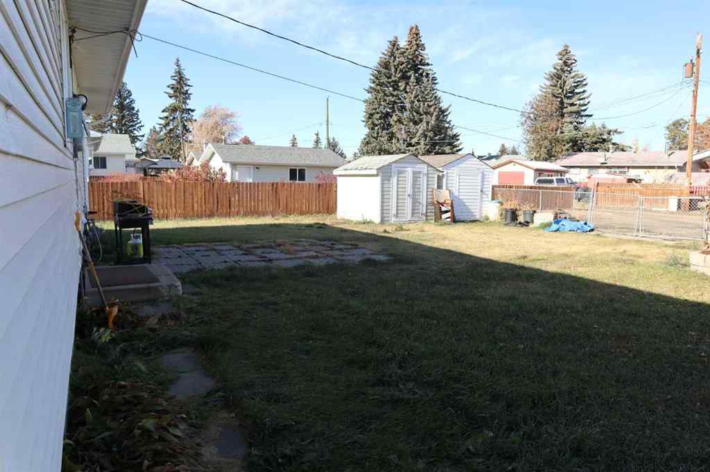 MLS® A2266247 - 5010 40 Avenue  in Parkdale Wetaskiwin, Residential