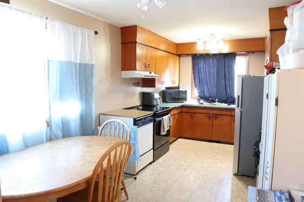 MLS® A2266247 - 5010 40 Avenue  in Parkdale Wetaskiwin, Residential