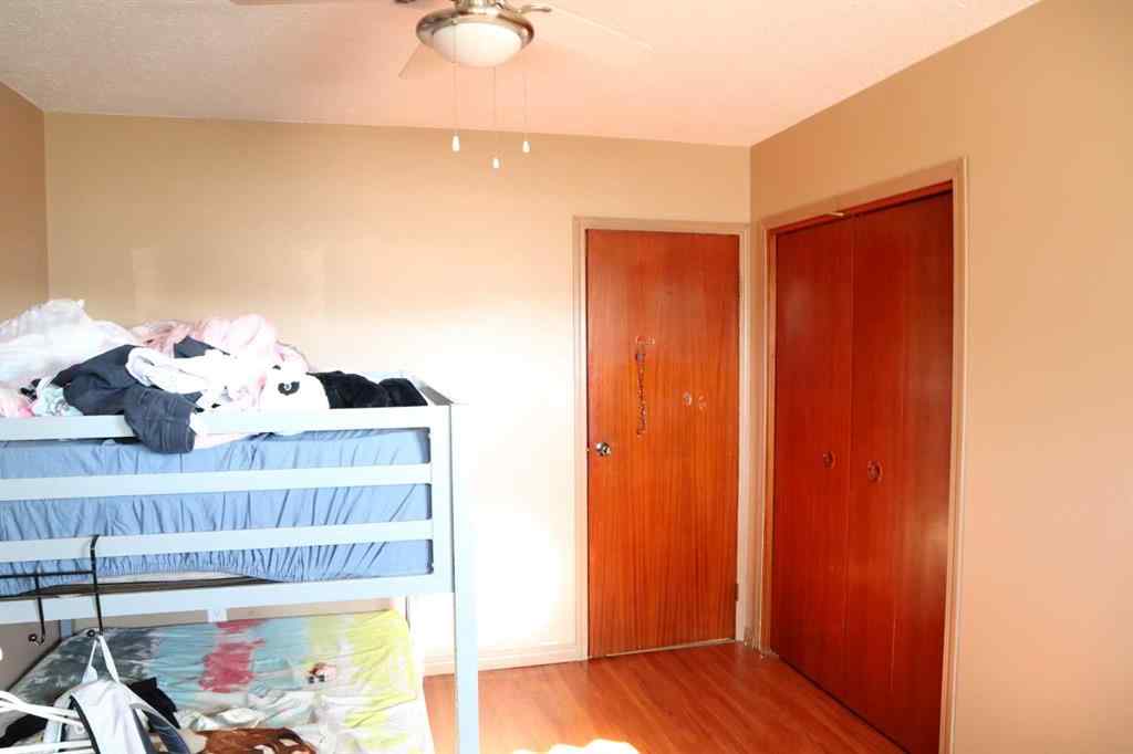 MLS® A2266247 - 5010 40 Avenue  in Parkdale Wetaskiwin, Residential