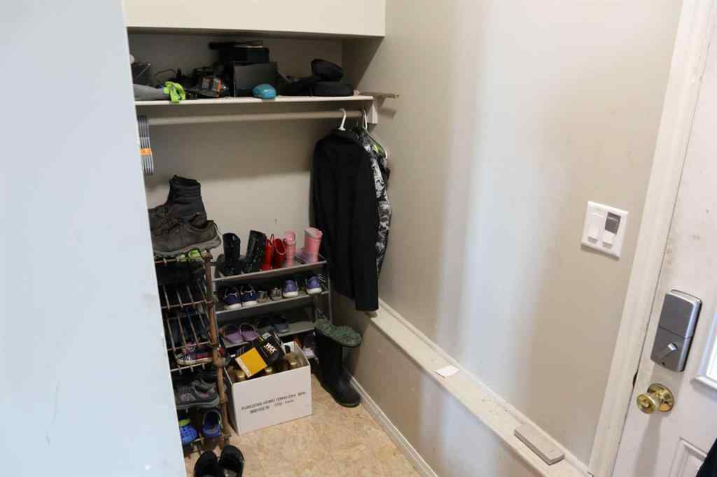 MLS® A2266247 - 5010 40 Avenue  in Parkdale Wetaskiwin, Residential