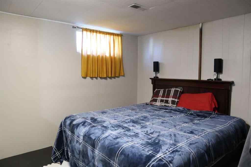 MLS® A2266247 - 5010 40 Avenue  in Parkdale Wetaskiwin, Residential