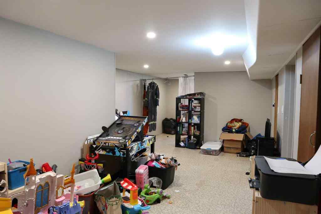 MLS® A2266247 - 5010 40 Avenue  in Parkdale Wetaskiwin, Residential