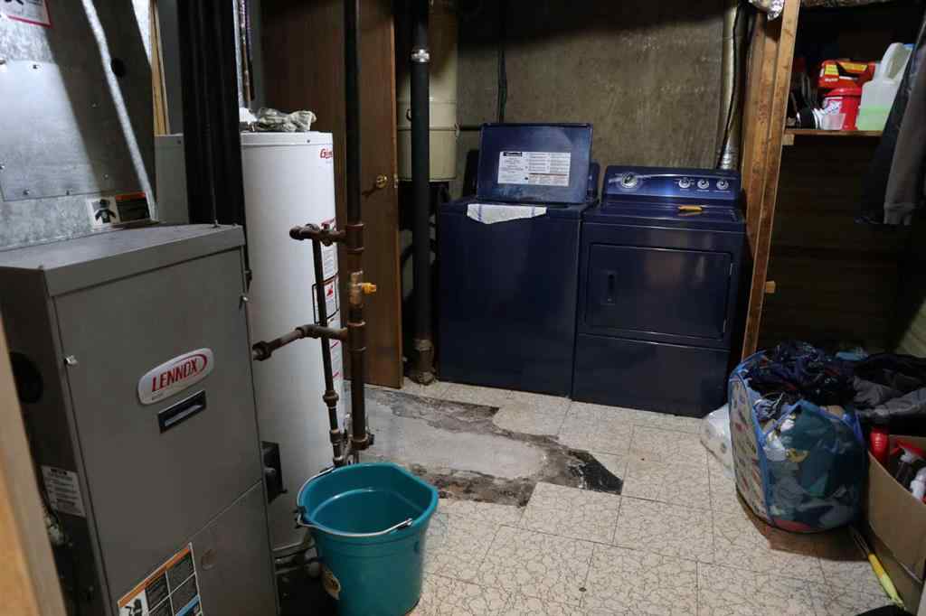 MLS® A2266247 - 5010 40 Avenue  in Parkdale Wetaskiwin, Residential