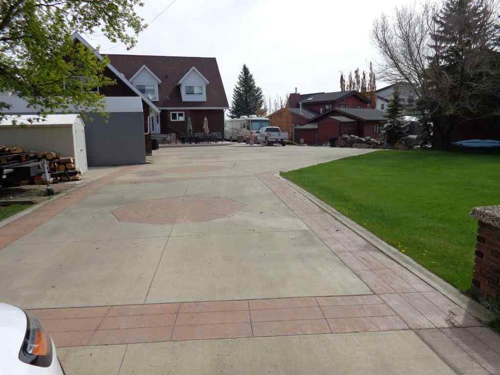 MLS® A2266251 - 3 Rustic Road  in NONE Norglenwold, Residential