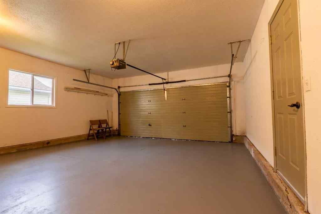 MLS® A2266253 - 8938 107A Avenue  in Crystal Heights Grande Prairie, Residential