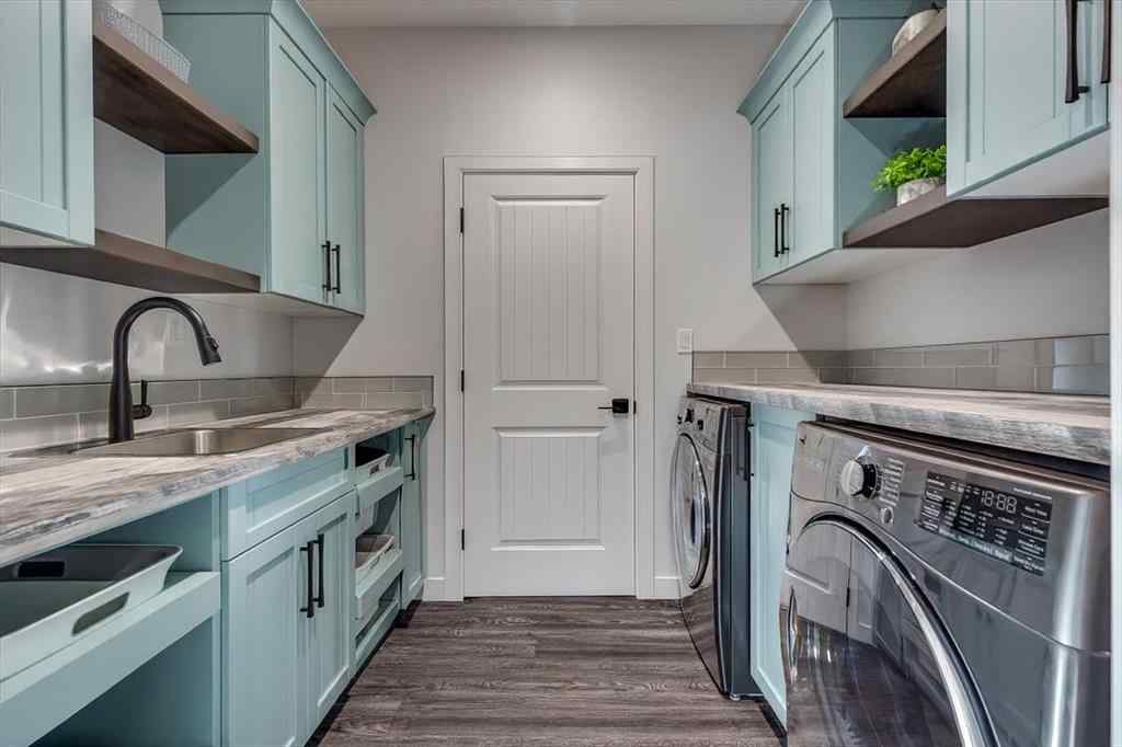 MLS® A2266256 - 5 Leonard Close  in Lakeway Landing Sylvan Lake, Residential