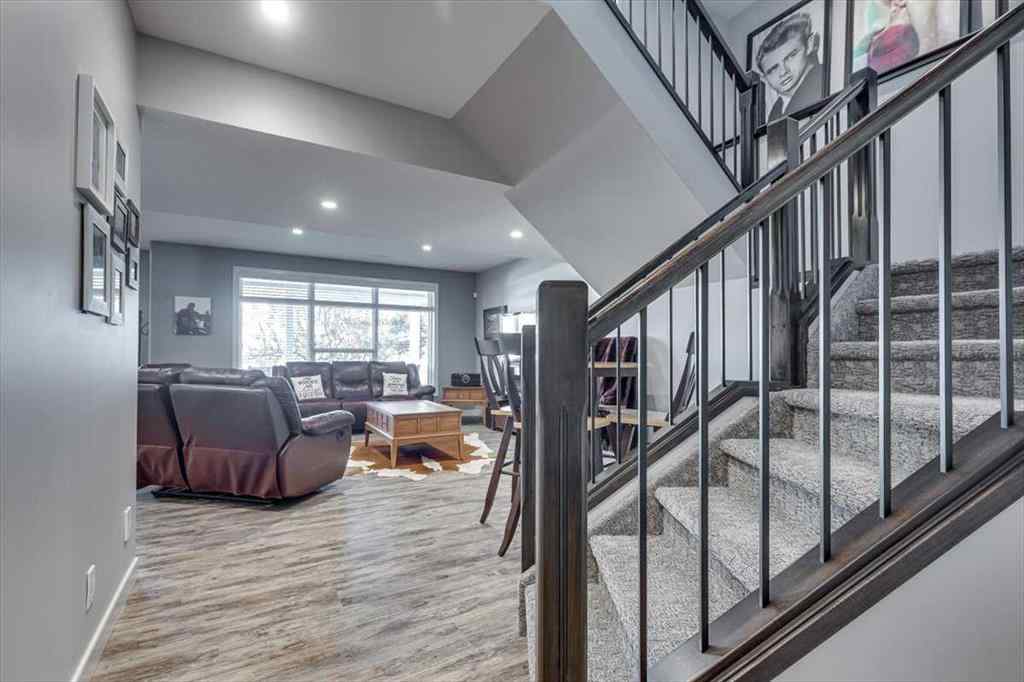 MLS® A2266256 - 5 Leonard Close  in Lakeway Landing Sylvan Lake, Residential