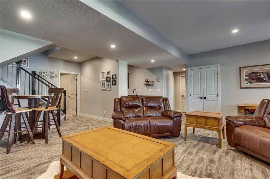MLS® A2266256 - 5 Leonard Close  in Lakeway Landing Sylvan Lake, Residential