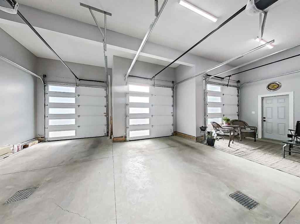 MLS® A2266256 - 5 Leonard Close  in Lakeway Landing Sylvan Lake, Residential