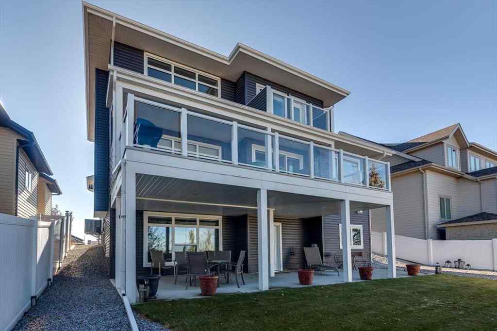 MLS® A2266256 - 5 Leonard Close  in Lakeway Landing Sylvan Lake, Residential