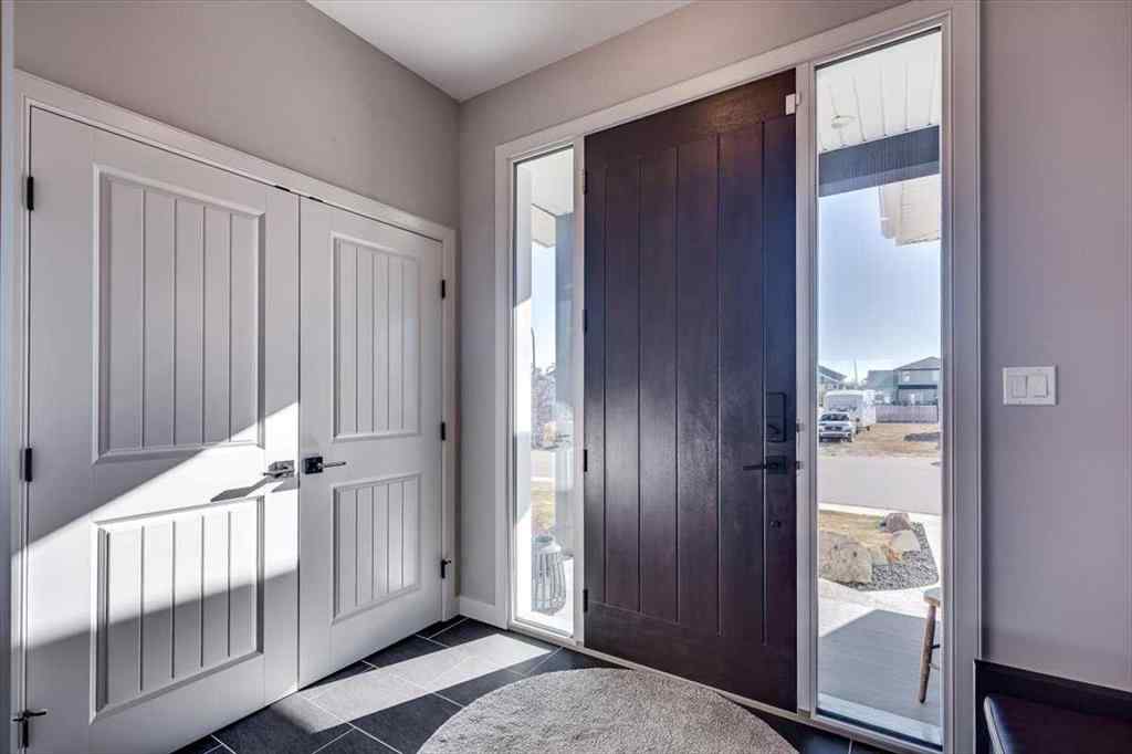 MLS® A2266256 - 5 Leonard Close  in Lakeway Landing Sylvan Lake, Residential
