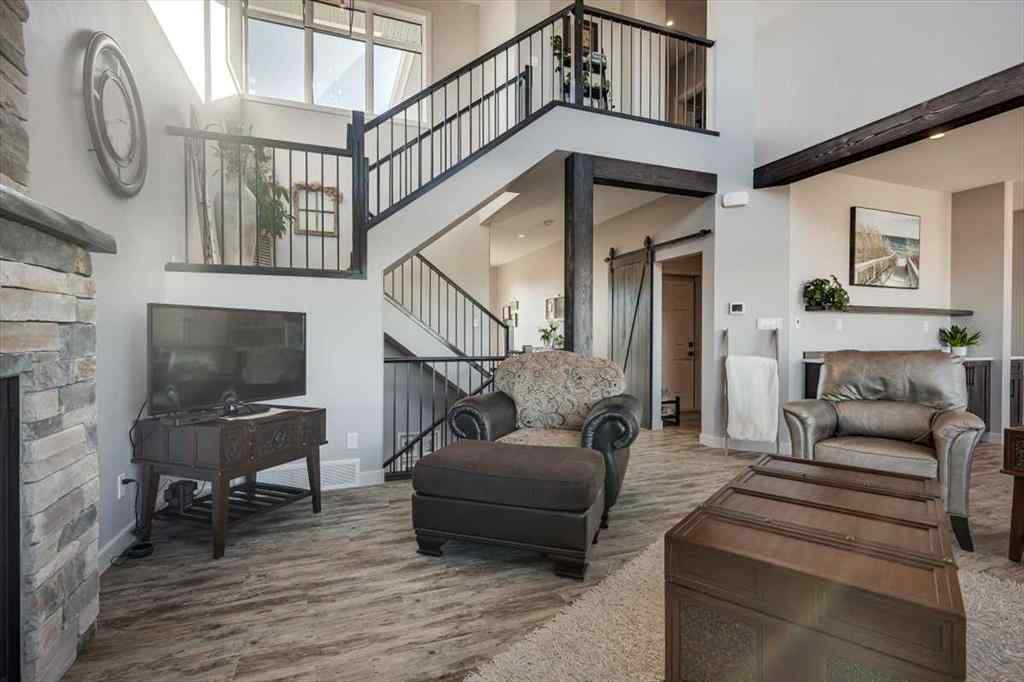 MLS® A2266256 - 5 Leonard Close  in Lakeway Landing Sylvan Lake, Residential