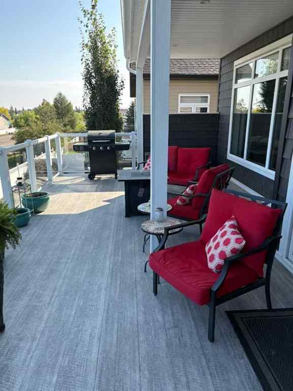 MLS® A2266256 - 5 Leonard Close  in Lakeway Landing Sylvan Lake, Residential