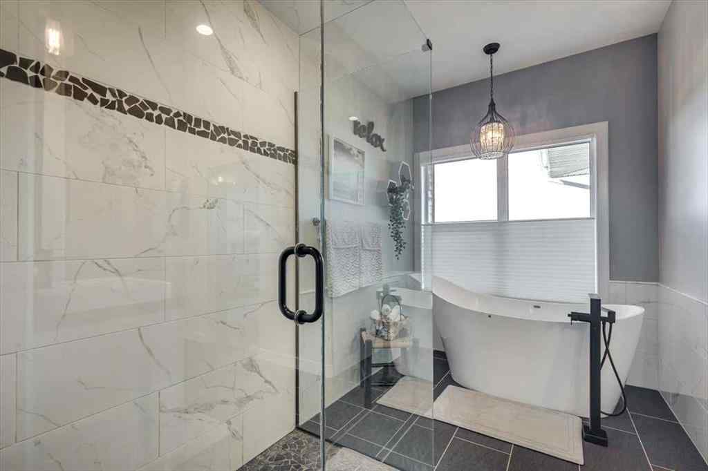 MLS® A2266256 - 5 Leonard Close  in Lakeway Landing Sylvan Lake, Residential