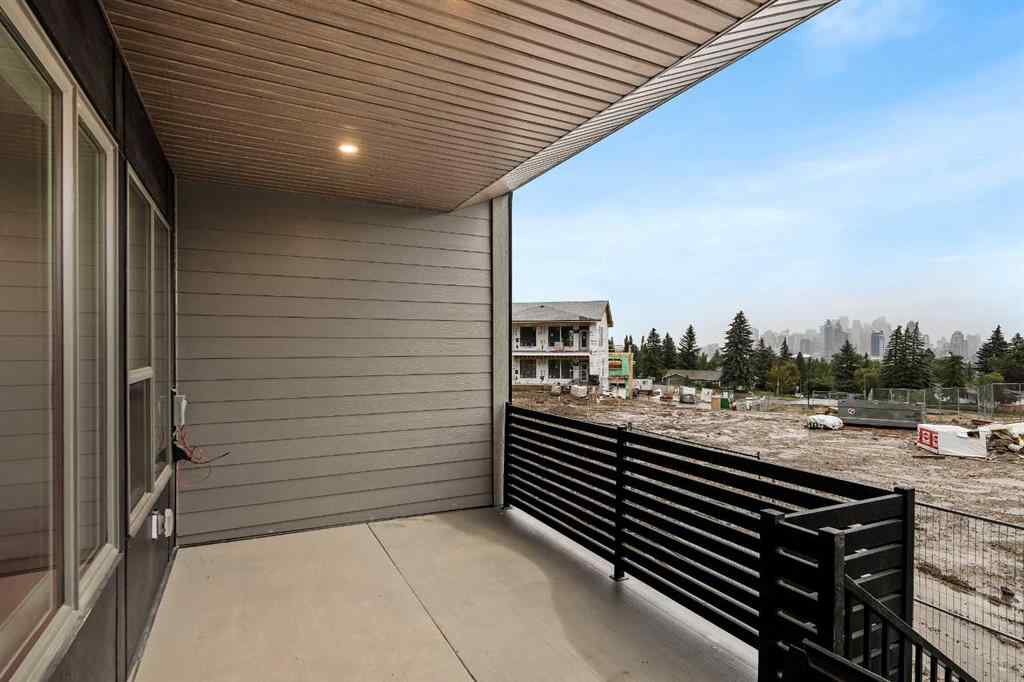 MLS® A2266257 - 417 Sovereign Common SW in Shaganappi Calgary, Residential