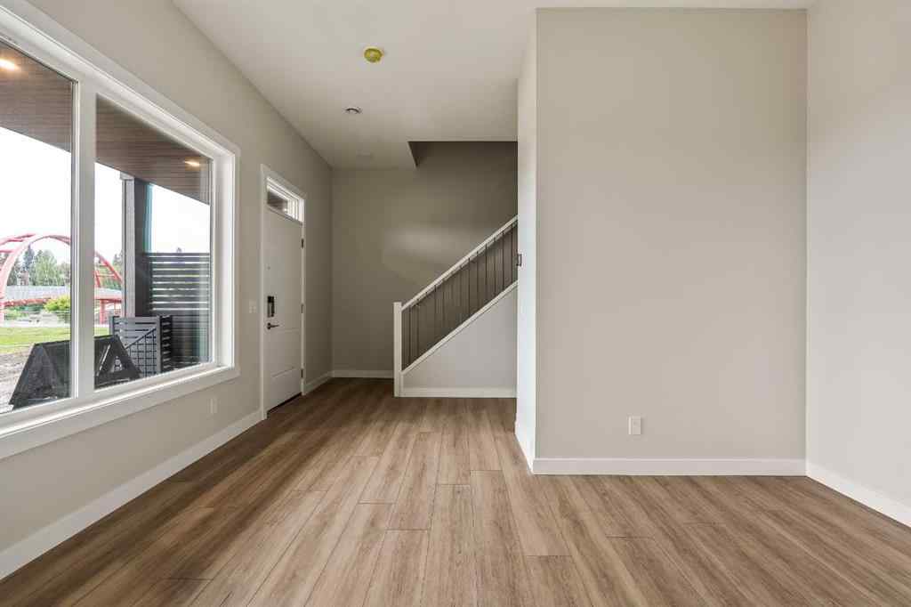 MLS® A2266257 - 417 Sovereign Common SW in Shaganappi Calgary, Residential