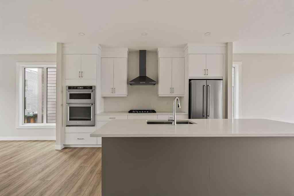 MLS® A2266257 - 417 Sovereign Common SW in Shaganappi Calgary, Residential