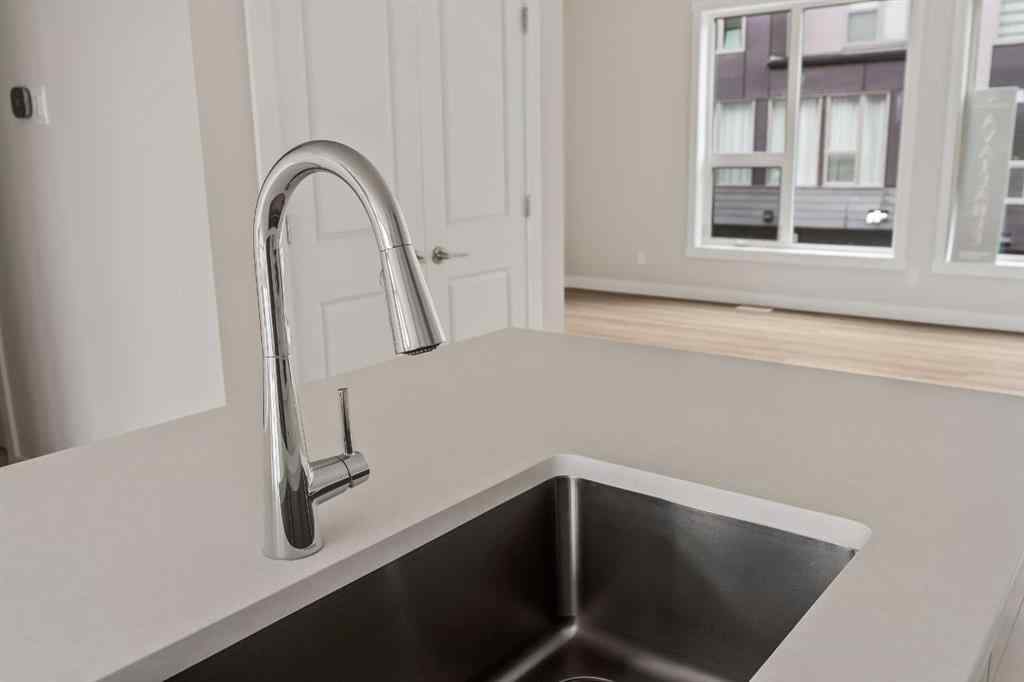 MLS® A2266257 - 417 Sovereign Common SW in Shaganappi Calgary, Residential