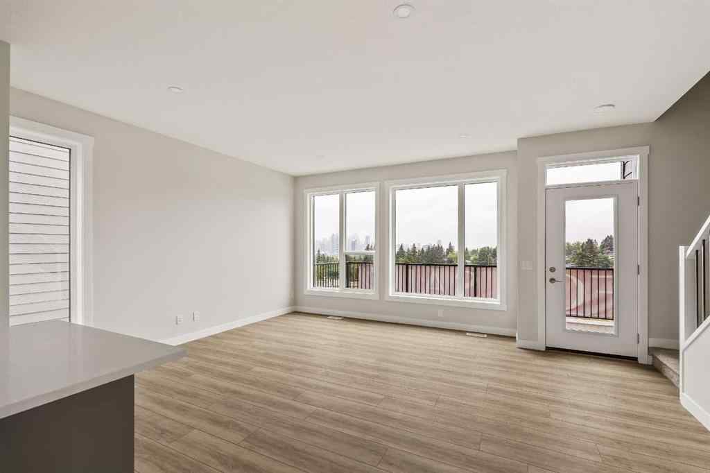 MLS® A2266257 - 417 Sovereign Common SW in Shaganappi Calgary, Residential