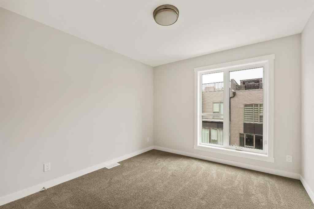 MLS® A2266257 - 417 Sovereign Common SW in Shaganappi Calgary, Residential