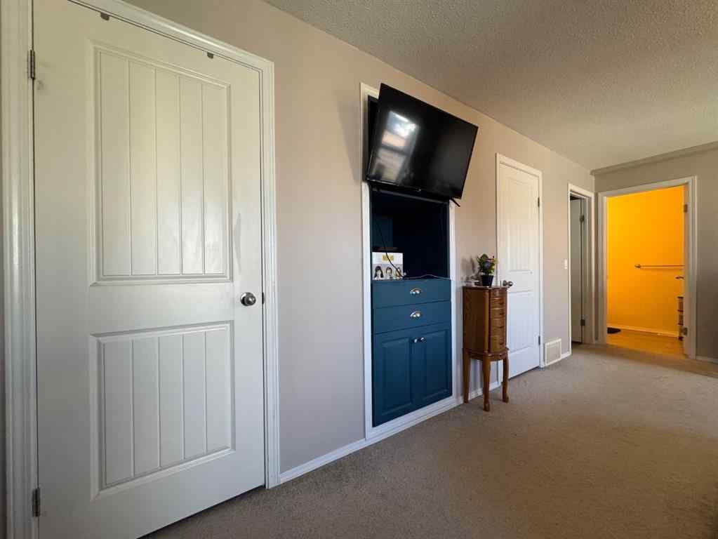 MLS® A2266258 - 4953 49 Street  in NONE Sedgewick, Residential