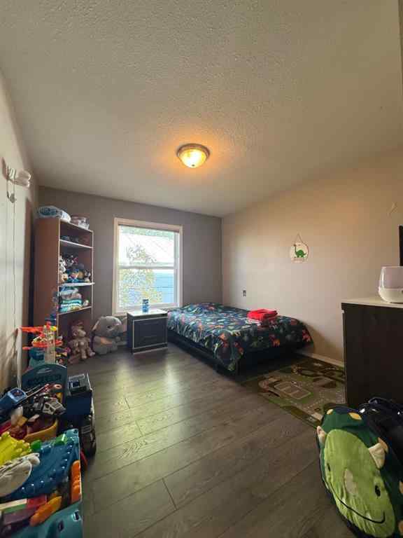 MLS® A2266258 - 4953 49 Street  in NONE Sedgewick, Residential