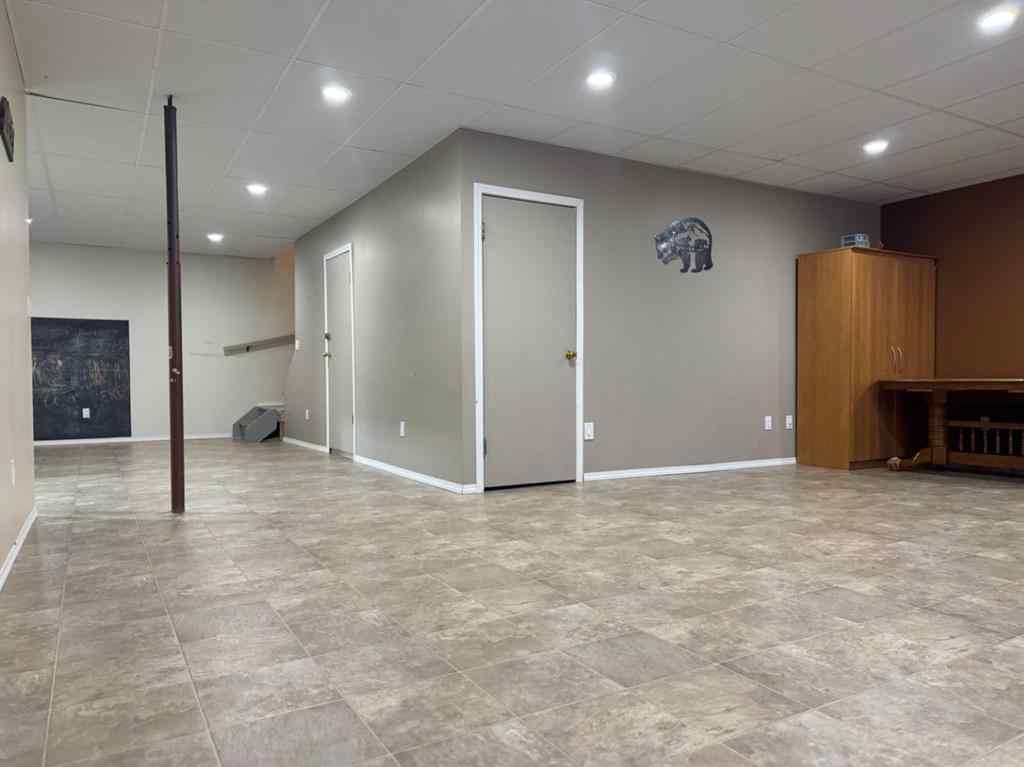 MLS® A2266258 - 4953 49 Street  in NONE Sedgewick, Residential