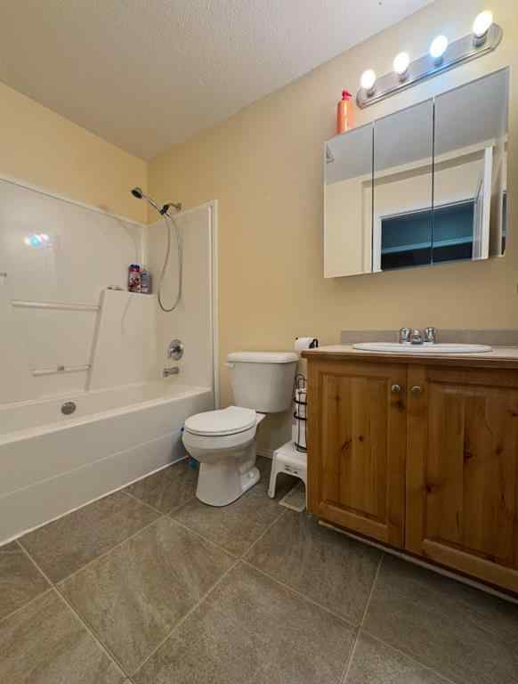 MLS® A2266258 - 4953 49 Street  in NONE Sedgewick, Residential