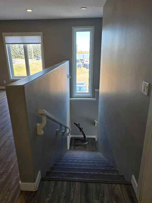 MLS® A2266264 - 110 Pelican Place  in Pierview Sylvan Lake, Commercial