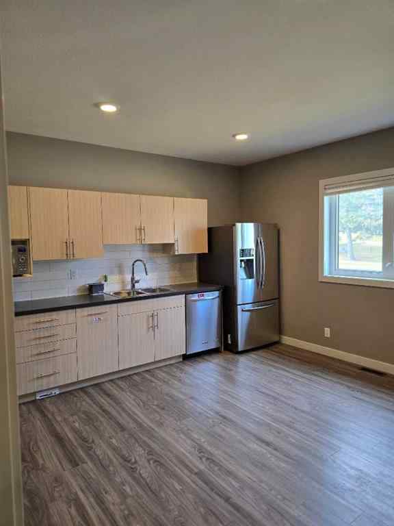 MLS® A2266264 - 110 Pelican Place  in Pierview Sylvan Lake, Commercial