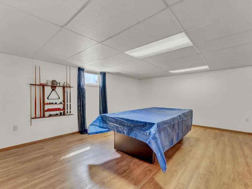 MLS® A2266272 - 27 Turner Drive SE in Ross Glen Medicine Hat, Residential