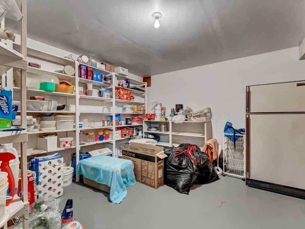 MLS® A2266272 - 27 Turner Drive SE in Ross Glen Medicine Hat, Residential