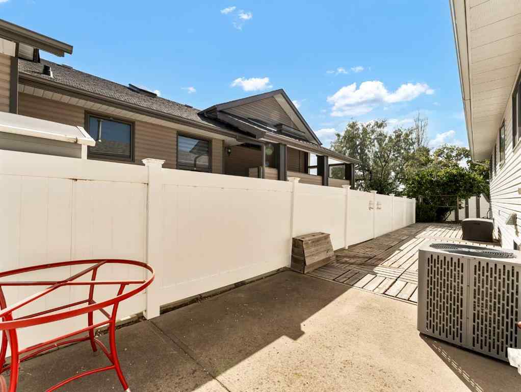 MLS® A2266272 - 27 Turner Drive SE in Ross Glen Medicine Hat, Residential