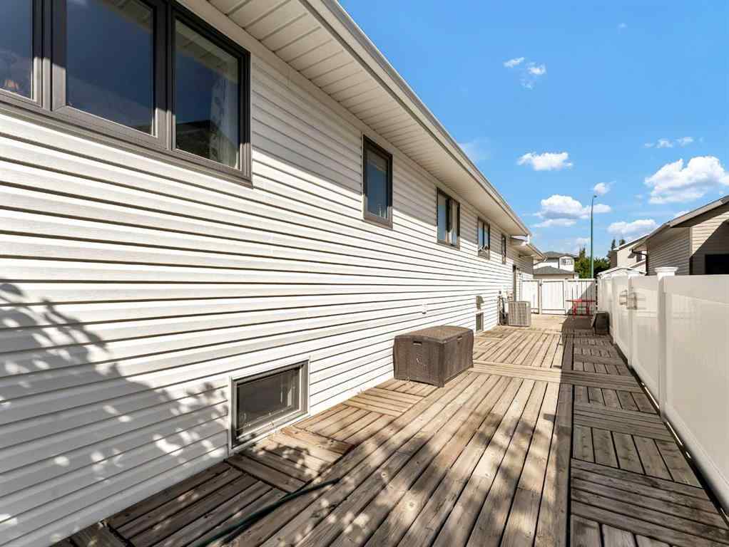 MLS® A2266272 - 27 Turner Drive SE in Ross Glen Medicine Hat, Residential