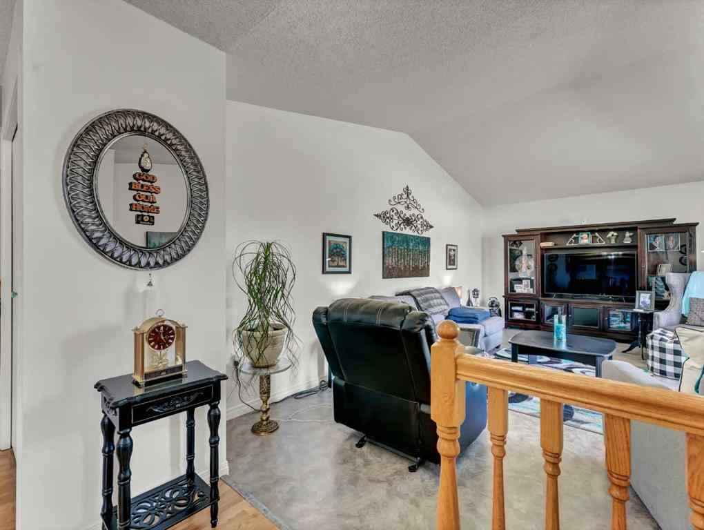 MLS® A2266272 - 27 Turner Drive SE in Ross Glen Medicine Hat, Residential