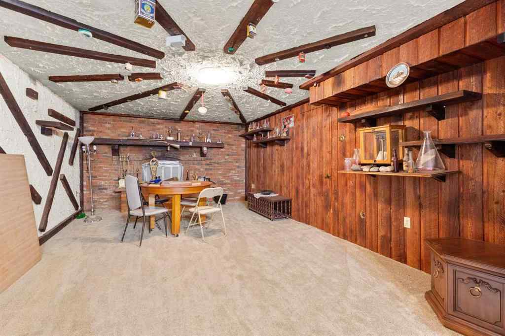 MLS® A2266273 - 751 Mccutcheon Drive NW in Northwest Crescent Heights Medicine Hat, Residential