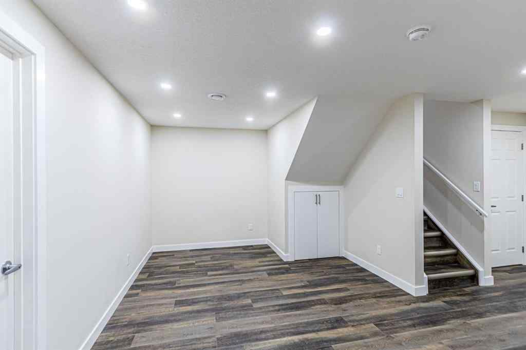 MLS® A2266274 - 1430 Kings Heights Boulevard SE in Kings Heights Airdrie, Residential