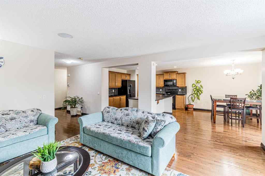 MLS® A2266274 - 1430 Kings Heights Boulevard SE in Kings Heights Airdrie, Residential