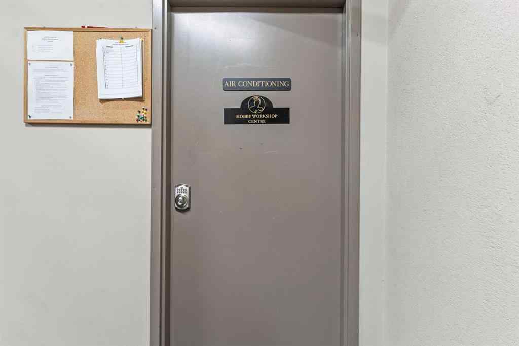 MLS® A2266277 - Unit #242 30 Sierra Morena Landing SW in Signal Hill Calgary, Residential