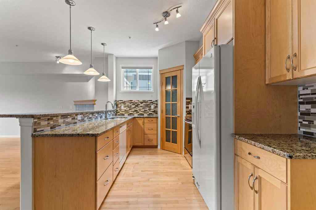 MLS® A2266277 - Unit #242 30 Sierra Morena Landing SW in Signal Hill Calgary, Residential