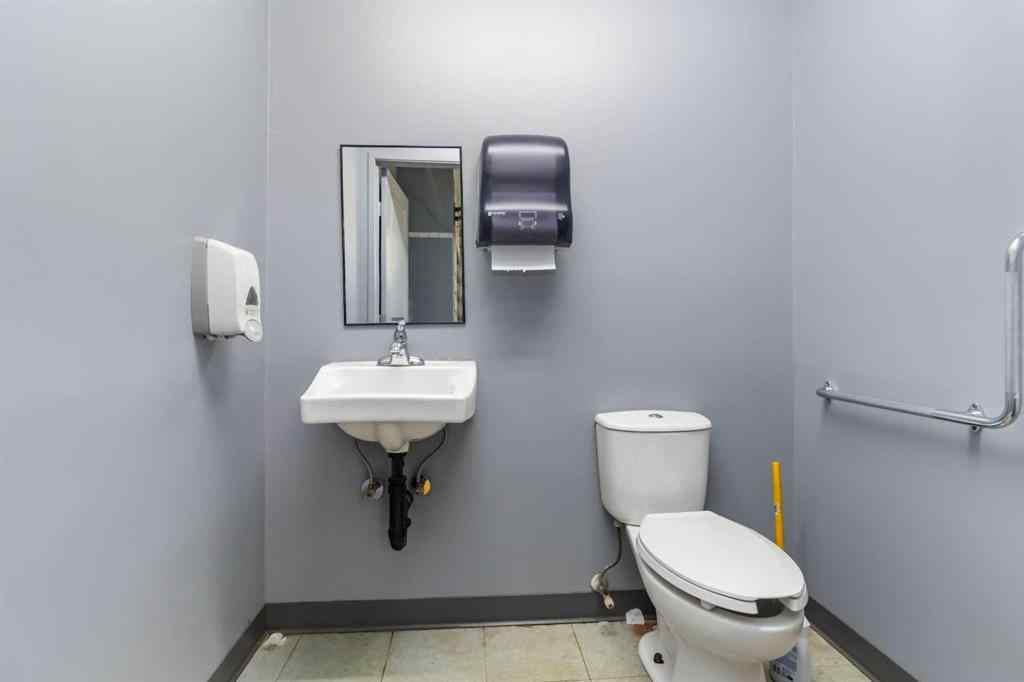 MLS® A2266278 - 8102 Manning Avenue  in Downtown Fort McMurray, Commercial